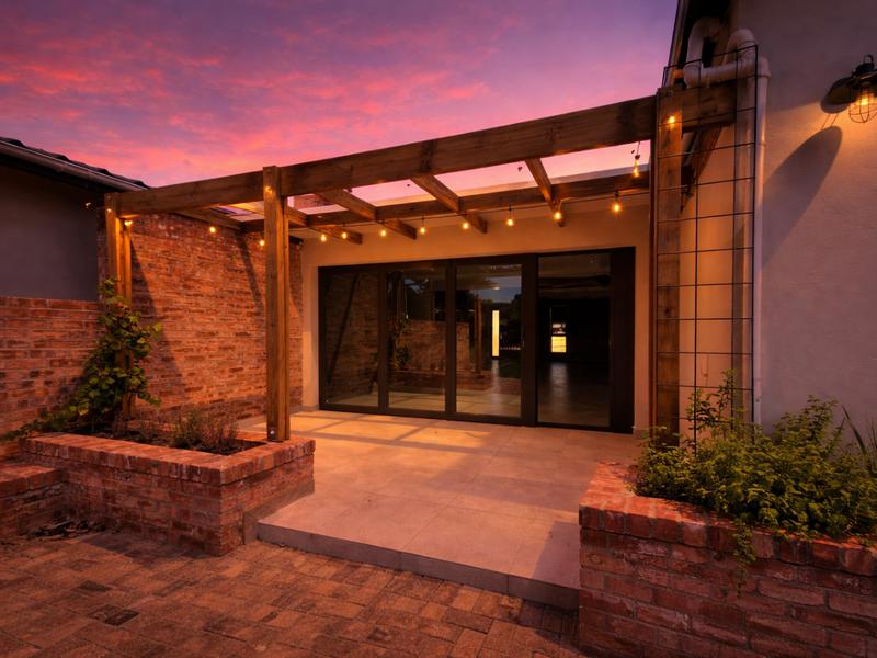 3 Bedroom Property for Sale in Hartenbos Central Western Cape